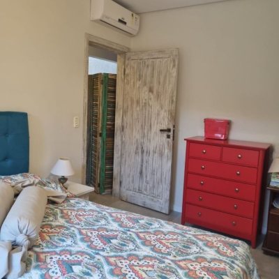 Casa Residencial com 567m², 4 quartos, 2 suítes, 3 garagens, no bairro Ingleses em Florianópolis