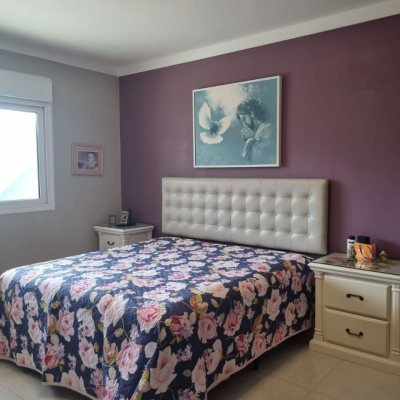 Casa Residencial com 567m², 4 quartos, 2 suítes, 3 garagens, no bairro Ingleses em Florianópolis