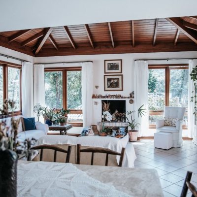 Casa em Condomínio com 300m², 4 quartos, 1 suíte, 4 garagens, no bairro Rio Tavares em Florianópolis