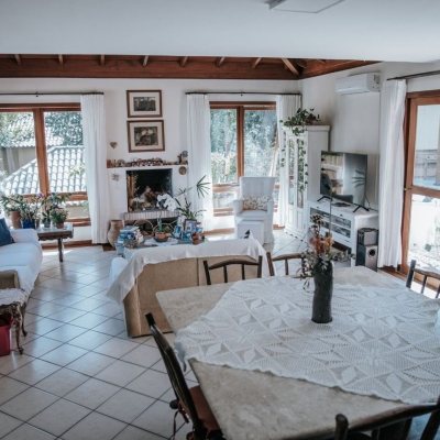 Casa em Condomínio com 300m², 4 quartos, 1 suíte, 4 garagens, no bairro Rio Tavares em Florianópolis