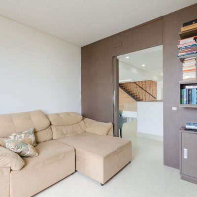 Casa Residencial com 393m², 5 quartos, 4 suítes, 2 garagens, no bairro Jurerê Internacional em Florianópolis