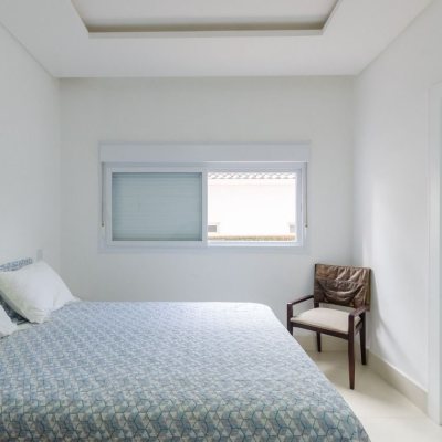 Casa Residencial com 393m², 5 quartos, 4 suítes, 2 garagens, no bairro Jurerê Internacional em Florianópolis