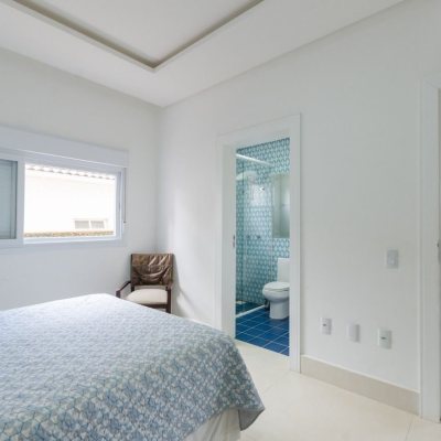 Casa Residencial com 393m², 5 quartos, 4 suítes, 2 garagens, no bairro Jurerê Internacional em Florianópolis