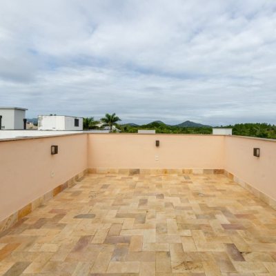 Casa Residencial com 393m², 5 quartos, 4 suítes, 2 garagens, no bairro Jurerê Internacional em Florianópolis
