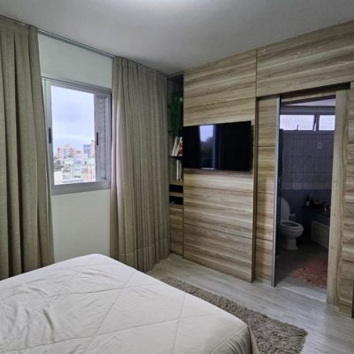 Apartamentos com 114m², 3 quartos, 1 suíte, 2 garagens, no bairro Itaguaçu em Florianópolis