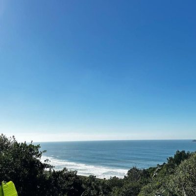 Casa Residencial com 125m², 4 quartos, 5 garagens, no bairro Barra Da Lagoa em Florianópolis