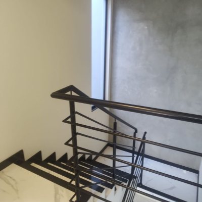 Casa Residencial com 184m², 3 quartos, 3 suítes, 2 garagens, no bairro Trindade em Florianópolis