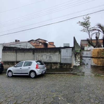 Terrenos Residenciais com 360m², no bairro Jardim Atlântico em Florianópolis