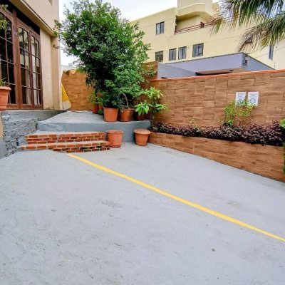 Casa Residencial com 490m², 14 quartos, 1 suíte, 2 garagens, no bairro Canasvieiras em Florianópolis