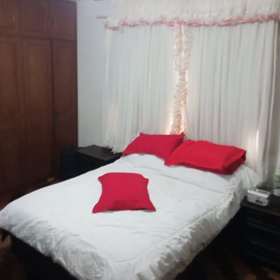 Casa Residencial com 150m², 3 quartos, 1 suíte, 4 garagens, no bairro São Luiz em São José