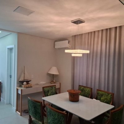 Casa Residencial com 157m², 3 quartos, 3 suítes, 2 garagens, no bairro Ingleses do Rio Vermelho em Florianópolis