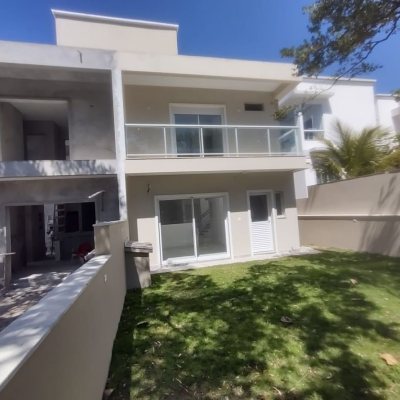 Casa Residencial com 181m², 4 quartos, 4 suítes, 2 garagens, no bairro Ingleses do Rio Vermelho em Florianópolis