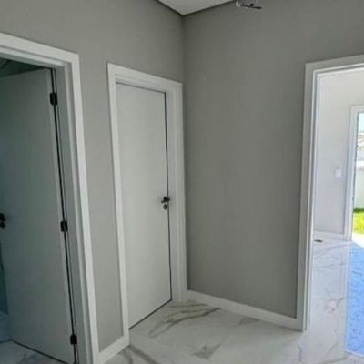 Casa em Condomínio com 400m², 4 quartos, 3 suítes, 4 garagens, no bairro Ingleses em Florianópolis