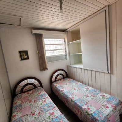 Casa Comercial com 105m², no bairro Estreito em Florianópolis