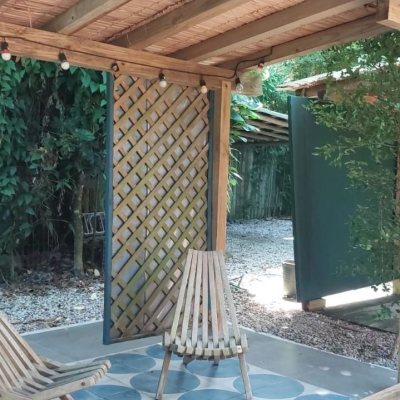 Casa Residencial com 135m², 1 quarto, 2 garagens, no bairro Sambaqui em Florianópolis