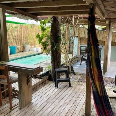 Casa Residencial com 135m², 1 quarto, 2 garagens, no bairro Sambaqui em Florianópolis