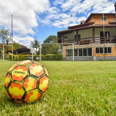 Sitio com 320m², 4 quartos, 3 suítes, 4 garagens, no bairro Ribeirão Da Ilha em Florianópolis