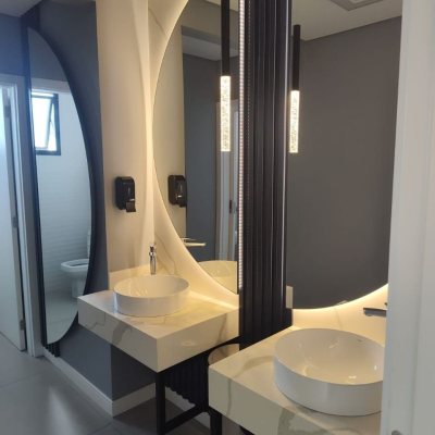 Apartamentos com 98m², 3 quartos, 3 suítes, 3 garagens, no bairro Trindade em Florianópolis