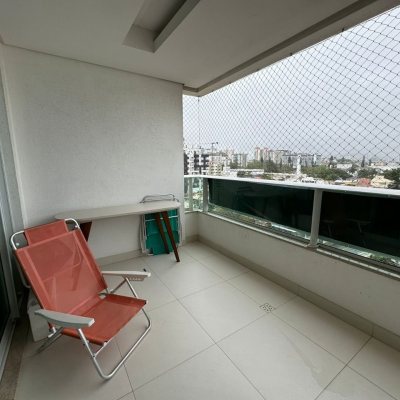 Apartamentos com 124m², 3 quartos, 2 suítes, 2 garagens, no bairro Balneário em Florianópolis