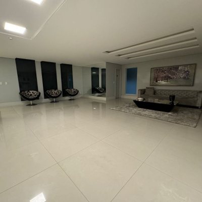 Apartamentos com 124m², 3 quartos, 2 suítes, 2 garagens, no bairro Balneário em Florianópolis