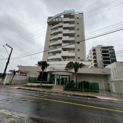 Apartamentos com 124m², 3 quartos, 2 suítes, 2 garagens, no bairro Balneário em Florianópolis