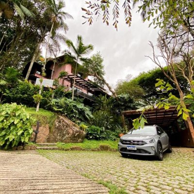 Casa em Condomínio com 264m², 4 quartos, 2 suítes, 4 garagens, no bairro Lagoa da Conceição em Florianópolis