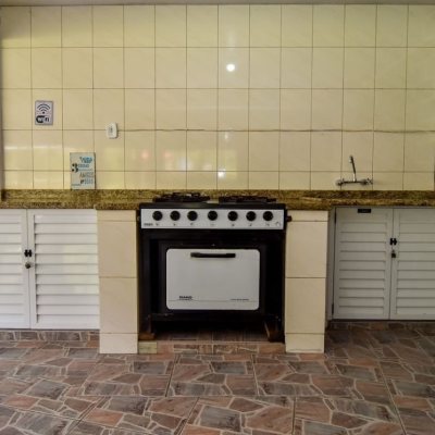 Casa Residencial com 320m², 4 quartos, 3 suítes, 4 garagens, no bairro Ribeirão Da Ilha em Florianópolis