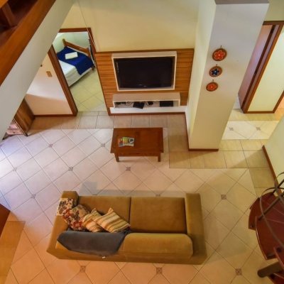 Casa Residencial com 320m², 4 quartos, 3 suítes, 4 garagens, no bairro Ribeirão Da Ilha em Florianópolis