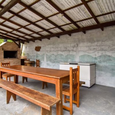 Casa Residencial com 320m², 4 quartos, 3 suítes, 4 garagens, no bairro Ribeirão Da Ilha em Florianópolis