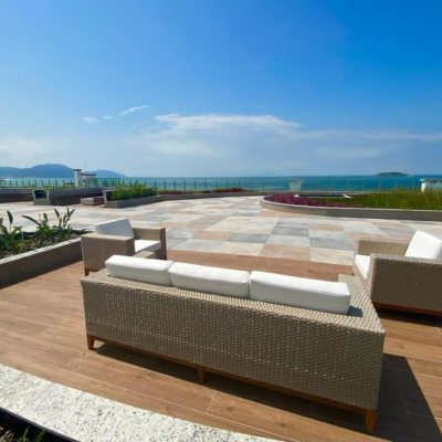 Cobertura com 235m², 3 quartos, 3 suítes, 3 garagens, no bairro Ingleses do Rio Vermelho em Florianópolis