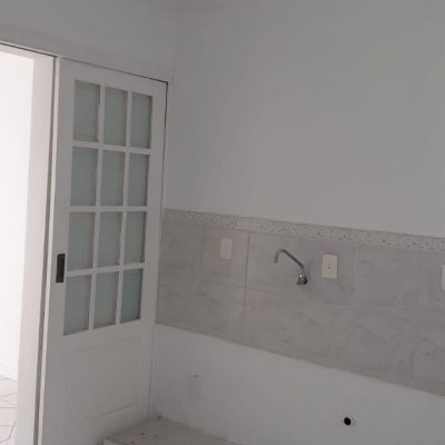 Apartamentos com 72m², 3 quartos, 1 garagem, no bairro Canto em Florianópolis