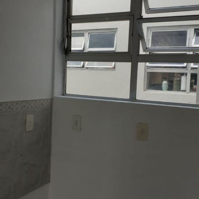 Apartamentos com 72m², 3 quartos, 1 garagem, no bairro Canto em Florianópolis
