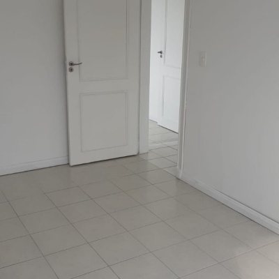Apartamentos com 72m², 3 quartos, 1 garagem, no bairro Canto em Florianópolis