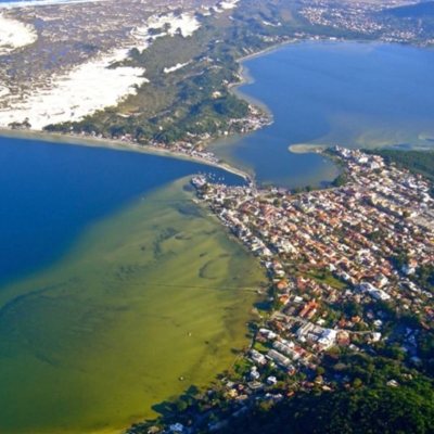 Terrenos Residenciais com 360m², no bairro Carianos em Florianópolis