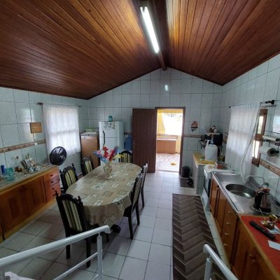 Terreno Comercial/Residencial com 896m², no bairro Ribeirão Da Ilha em Florianópolis