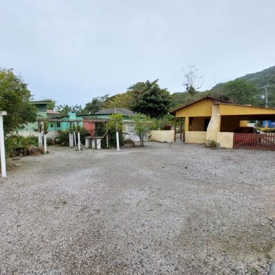 Terreno Comercial/Residencial com 896m², no bairro Ribeirão Da Ilha em Florianópolis