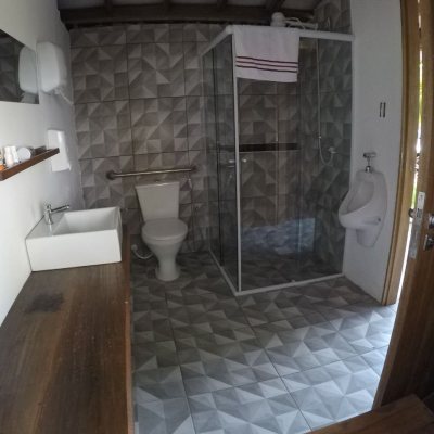 Casa Residencial com 80m², 1 quarto, 4 garagens, no bairro Sambaqui em Florianópolis