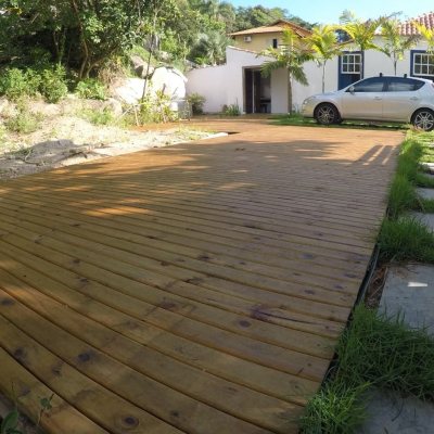 Casa Residencial com 80m², 1 quarto, 4 garagens, no bairro Sambaqui em Florianópolis