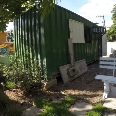 Casa Residencial com 80m², 1 quarto, 4 garagens, no bairro Sambaqui em Florianópolis