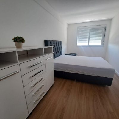 Apartamentos com 61m², 2 quartos, 1 suíte, 2 garagens, no bairro Pedra Branca em Palhoça