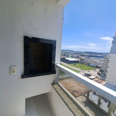 Apartamentos com 61m², 2 quartos, 1 suíte, 2 garagens, no bairro Pedra Branca em Palhoça