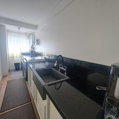 Apartamentos com 61m², 2 quartos, 1 suíte, 2 garagens, no bairro Pedra Branca em Palhoça