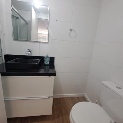 Apartamentos com 61m², 2 quartos, 1 suíte, 2 garagens, no bairro Pedra Branca em Palhoça