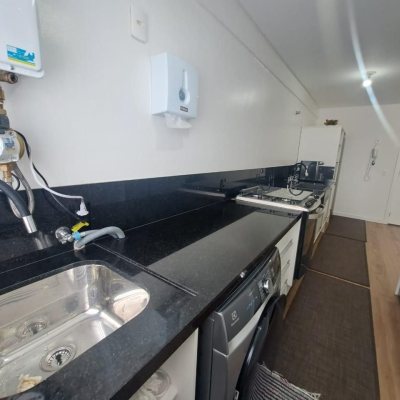 Apartamentos com 61m², 2 quartos, 1 suíte, 2 garagens, no bairro Pedra Branca em Palhoça