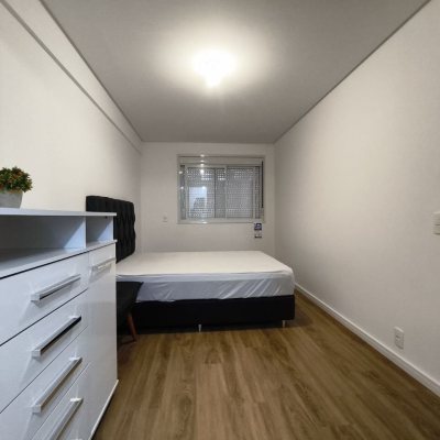 Apartamentos com 61m², 2 quartos, 1 suíte, 2 garagens, no bairro Pedra Branca em Palhoça