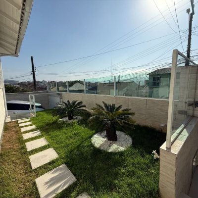 Casa Residencial com 112m², 3 quartos, 2 garagens, no bairro Ipiranga em São José