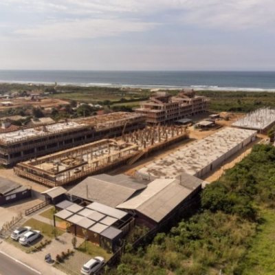 Apartamentos com 74m², 2 quartos, 1 suíte, 2 garagens, no bairro Campeche em Florianópolis