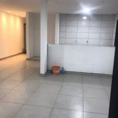 Casa Residencial com 180m², 2 quartos, 2 suítes, 3 garagens, no bairro Ratones em Florianópolis