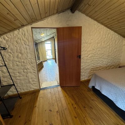 Casa Residencial com 100m², 4 quartos, 5 garagens, no bairro Ponta Das Canas em Florianópolis