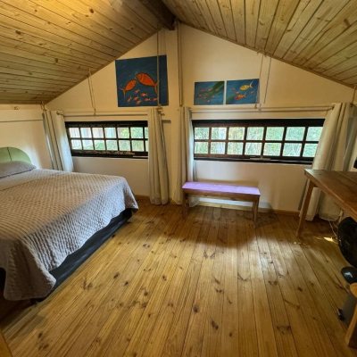 Casa Residencial com 100m², 4 quartos, 5 garagens, no bairro Ponta Das Canas em Florianópolis